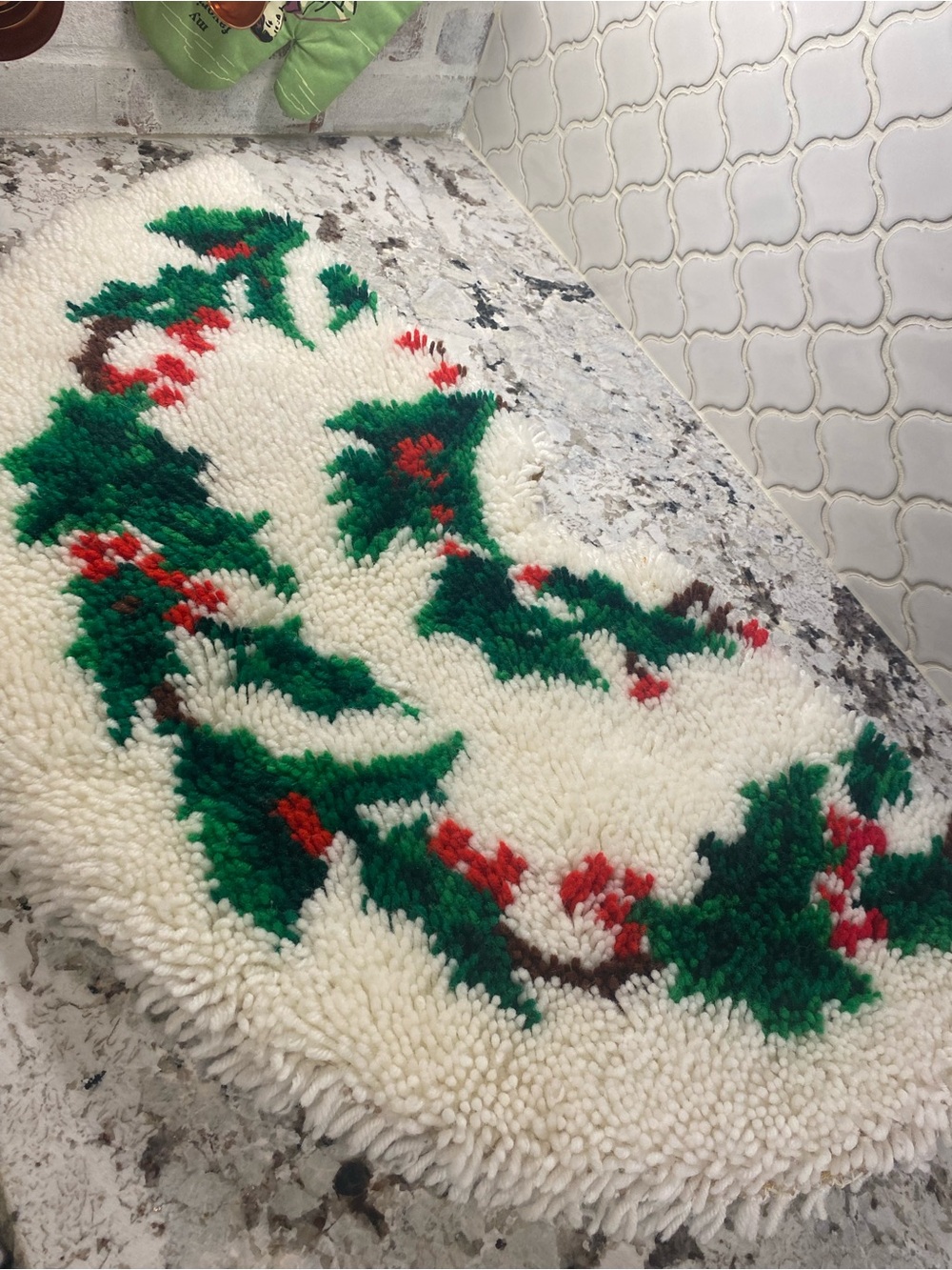 Vintage Christmas Tree Skirt Handmade
Latch Hook Poinsettias